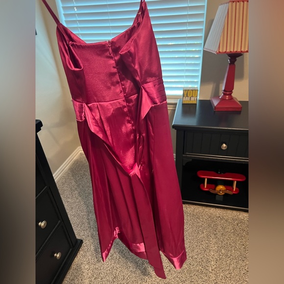 B Darlin formal dress - Picture 2 of 2